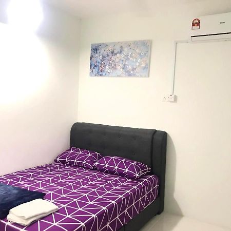 Chempaka Homestay Seri Iskandar Exterior foto